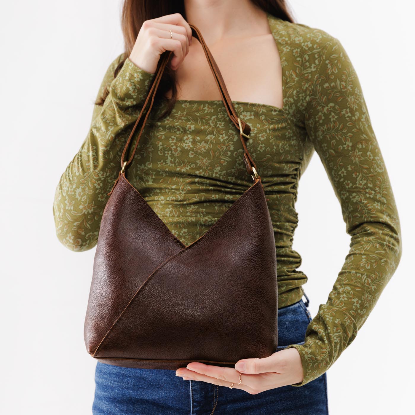 Naomi Leather Shoulder Bag with Adjustable Strap & Magnetic Closure