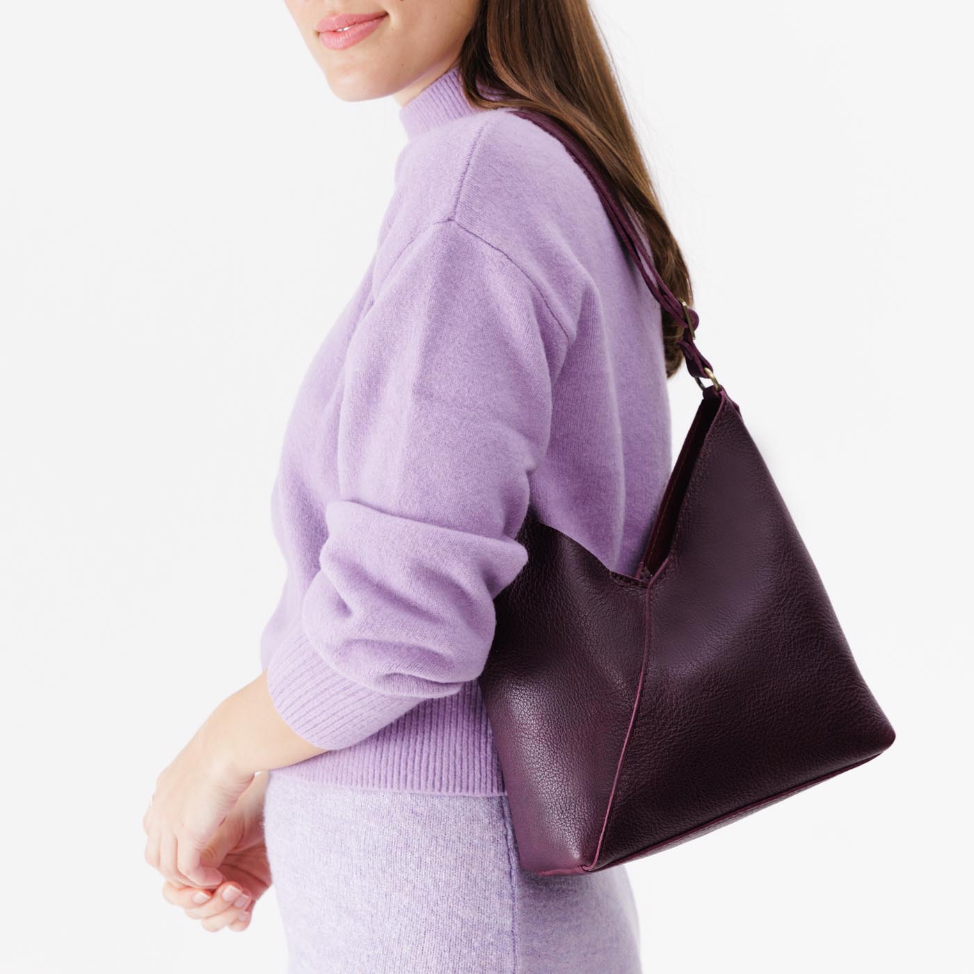 Naomi Leather Shoulder Bag with Adjustable Strap & Magnetic Closure