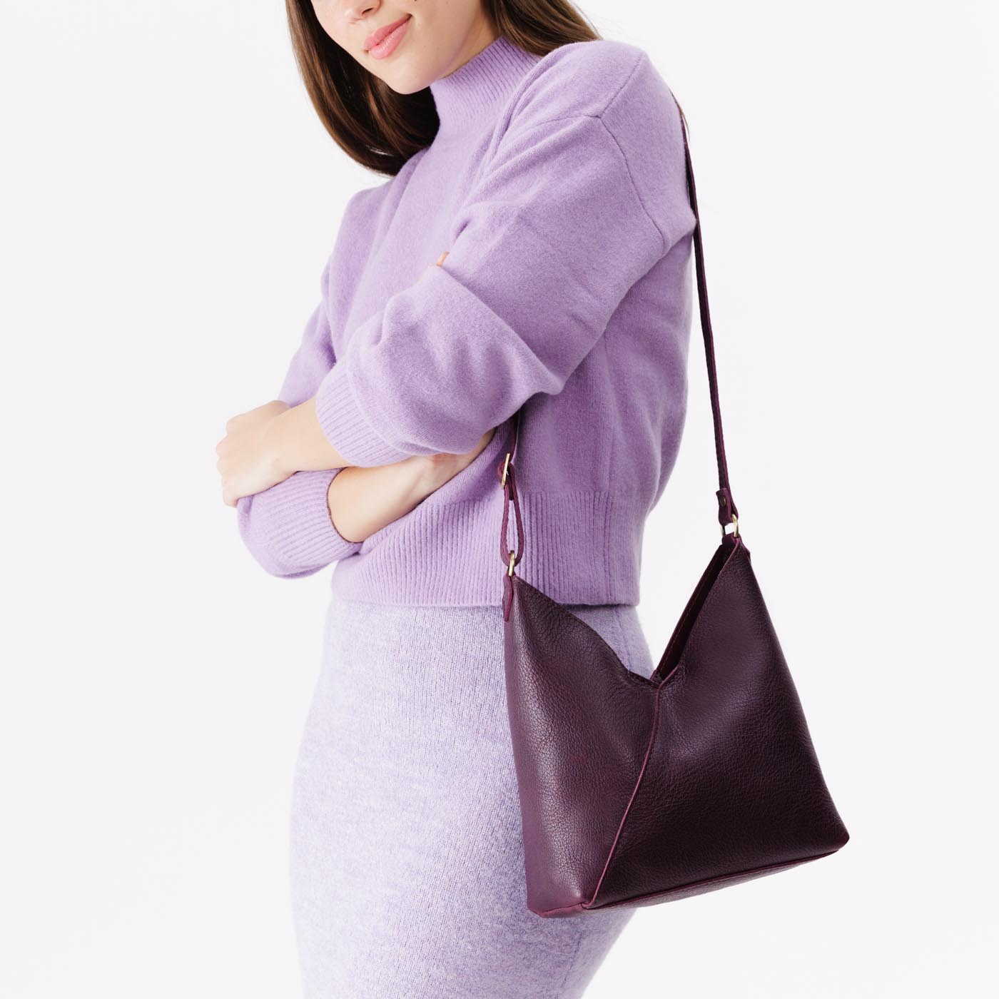 Naomi Leather Shoulder Bag with Adjustable Strap & Magnetic Closure