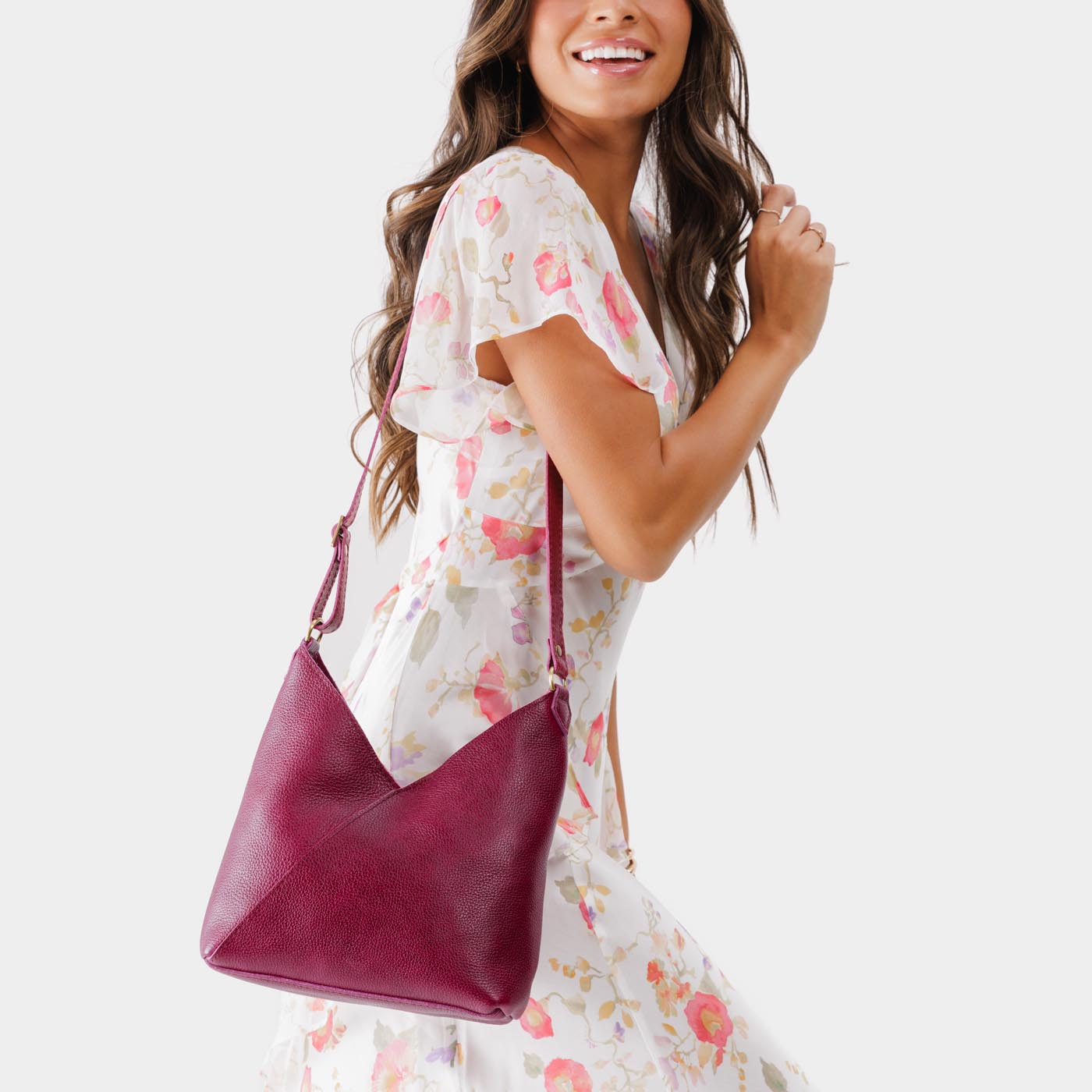 Naomi Leather Shoulder Bag with Adjustable Strap & Magnetic Closure