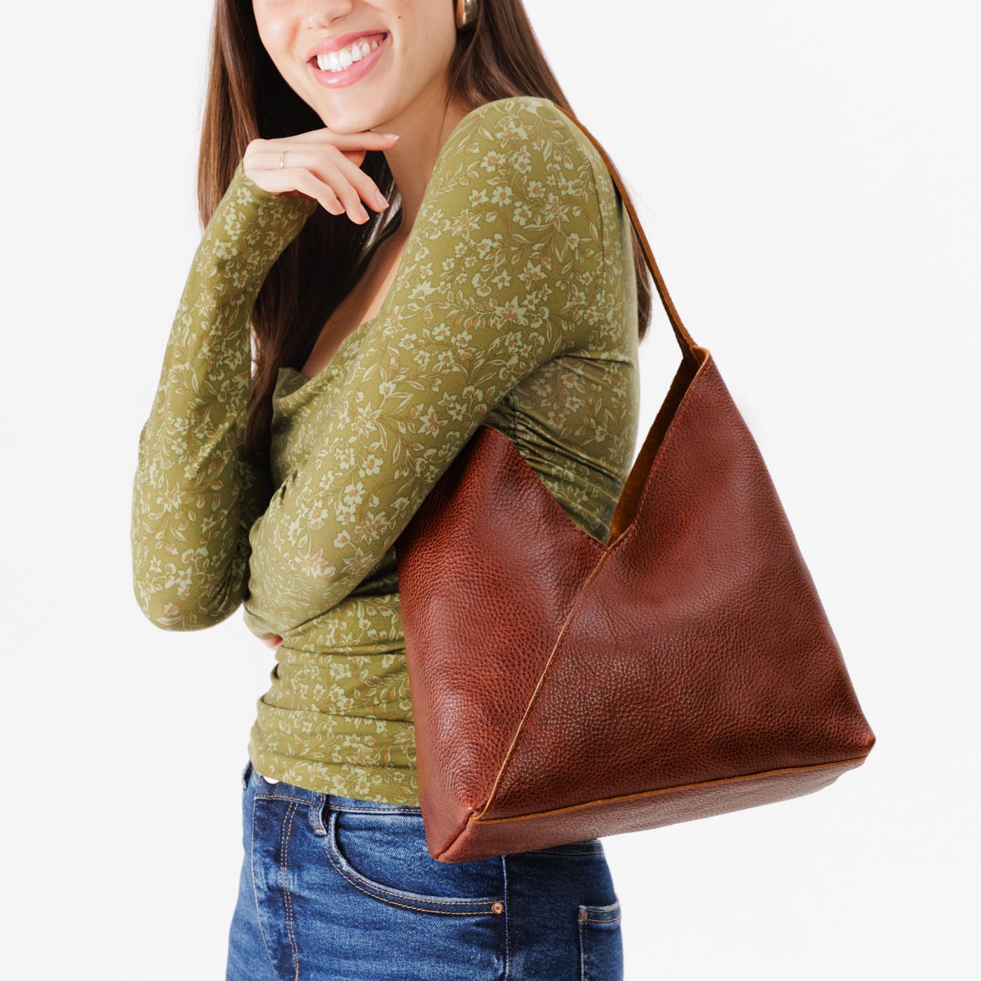 Naomi Leather Shoulder Bag with Adjustable Strap & Magnetic Closure