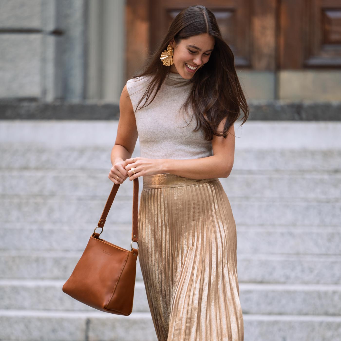 Leather Triangle Shoulder Bag with Phone Pocket & Zipper Closure