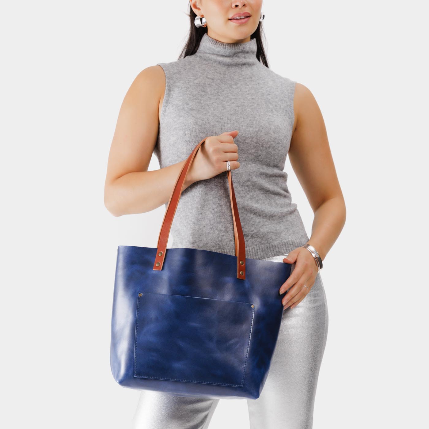 Limited Edition Handcrafted Leather Tote Bag with Pockets & Key Loop ...