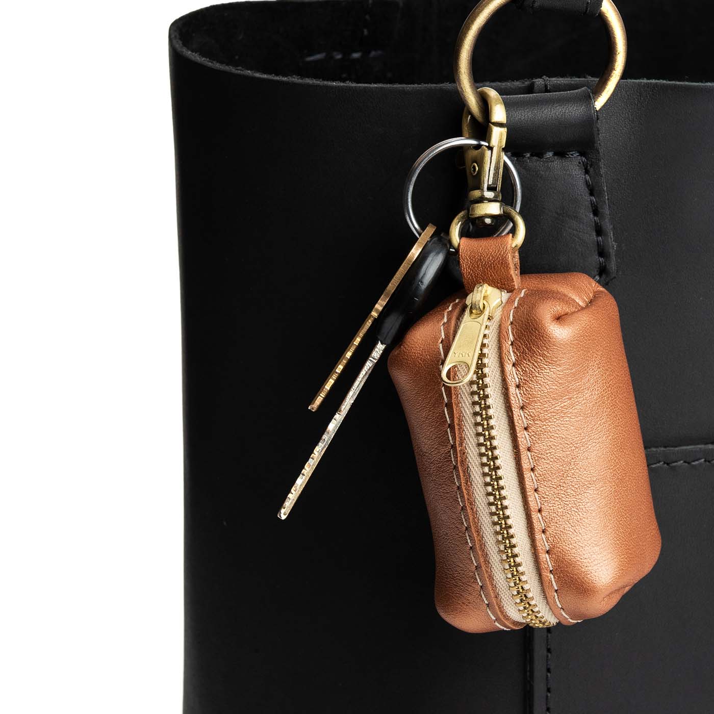 Dopp Keychain Pouch for Dog Waste Bags & Essentials