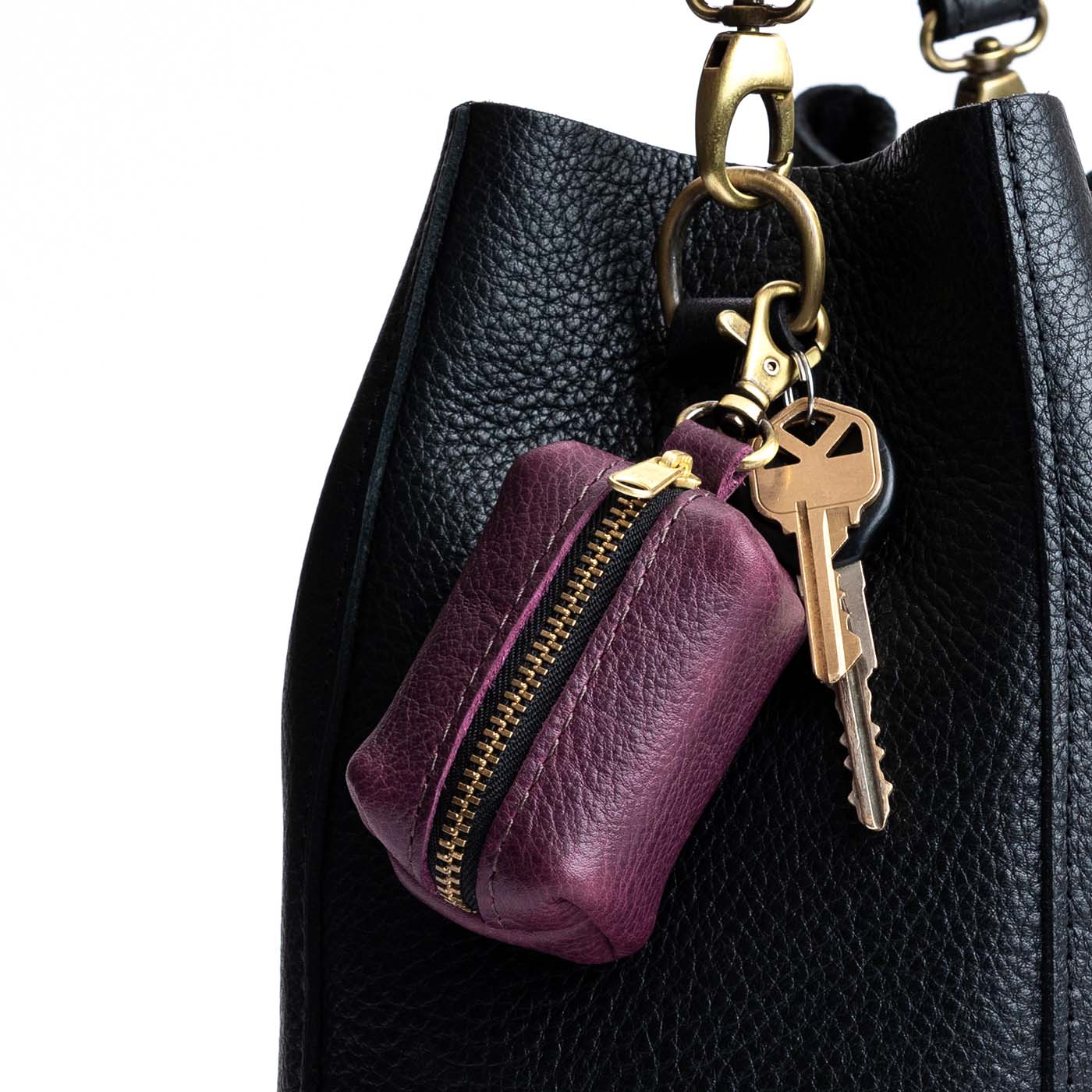 Dopp Keychain Pouch for Dog Waste Bags & Essentials