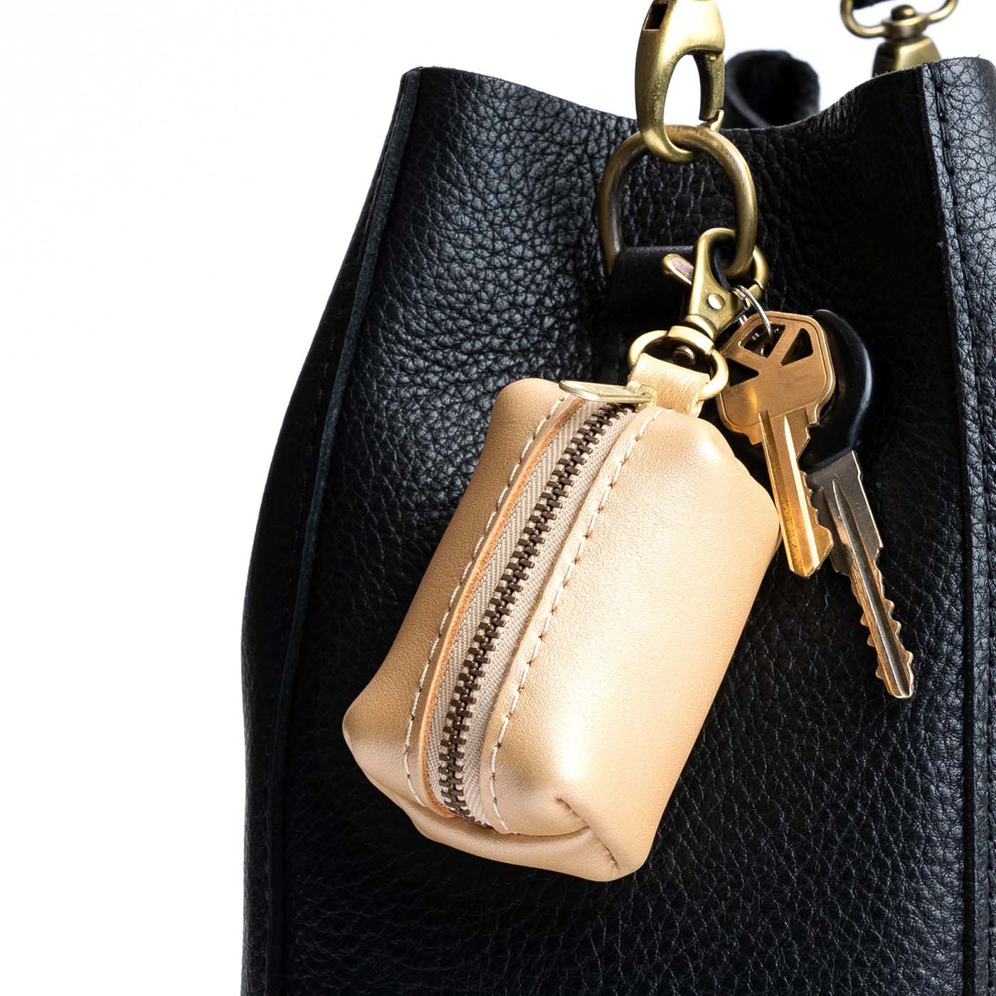 Dopp Keychain Pouch for Dog Waste Bags & Essentials