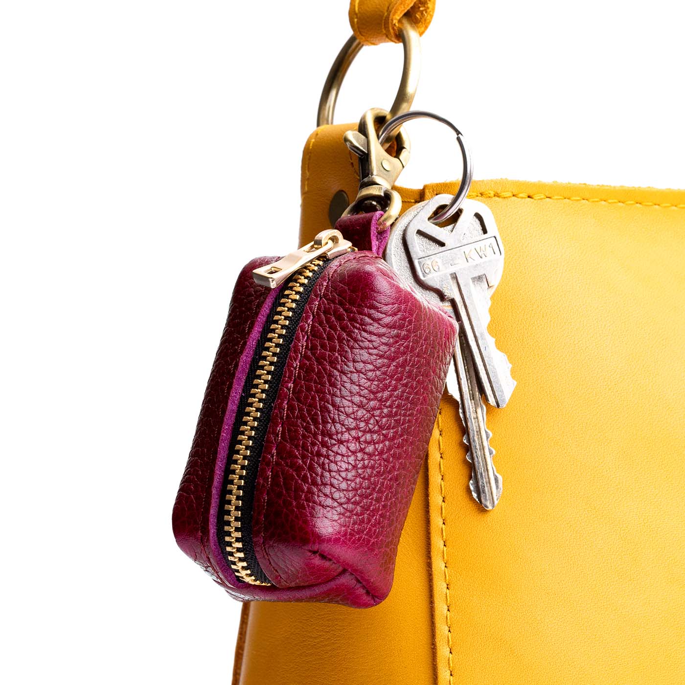 Dopp Keychain Pouch for Dog Waste Bags & Essentials