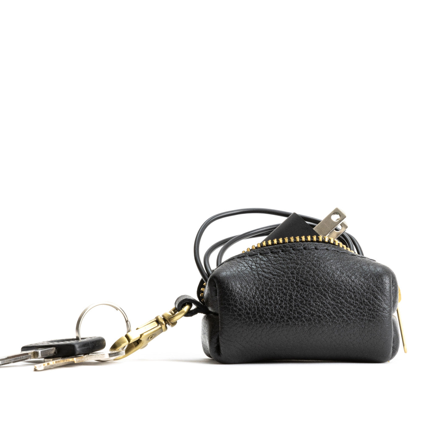 Dopp Keychain Pouch for Dog Waste Bags & Essentials