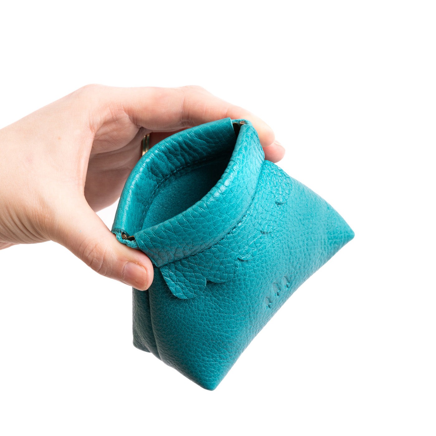 Small Leather Coin Pouch with Scalloped Detail - Stylish & Secure