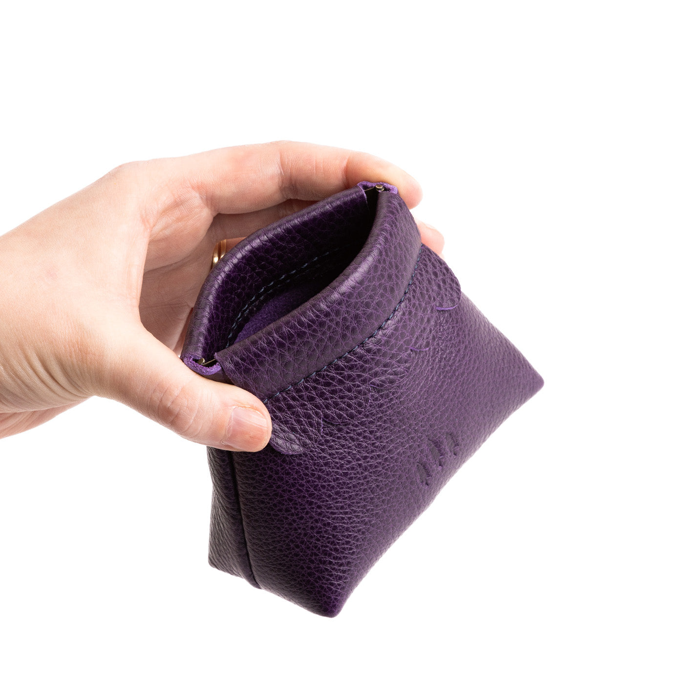 Small Leather Coin Pouch with Scalloped Detail - Stylish & Secure